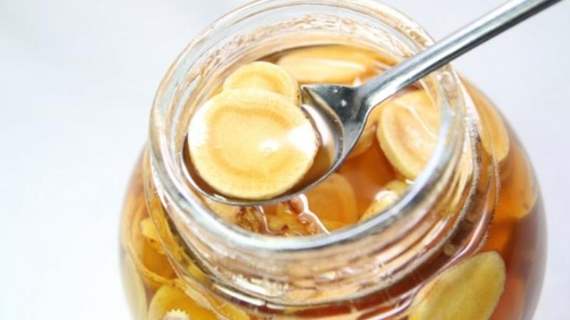 Tại sao nên ngâm sâm với mật ong?